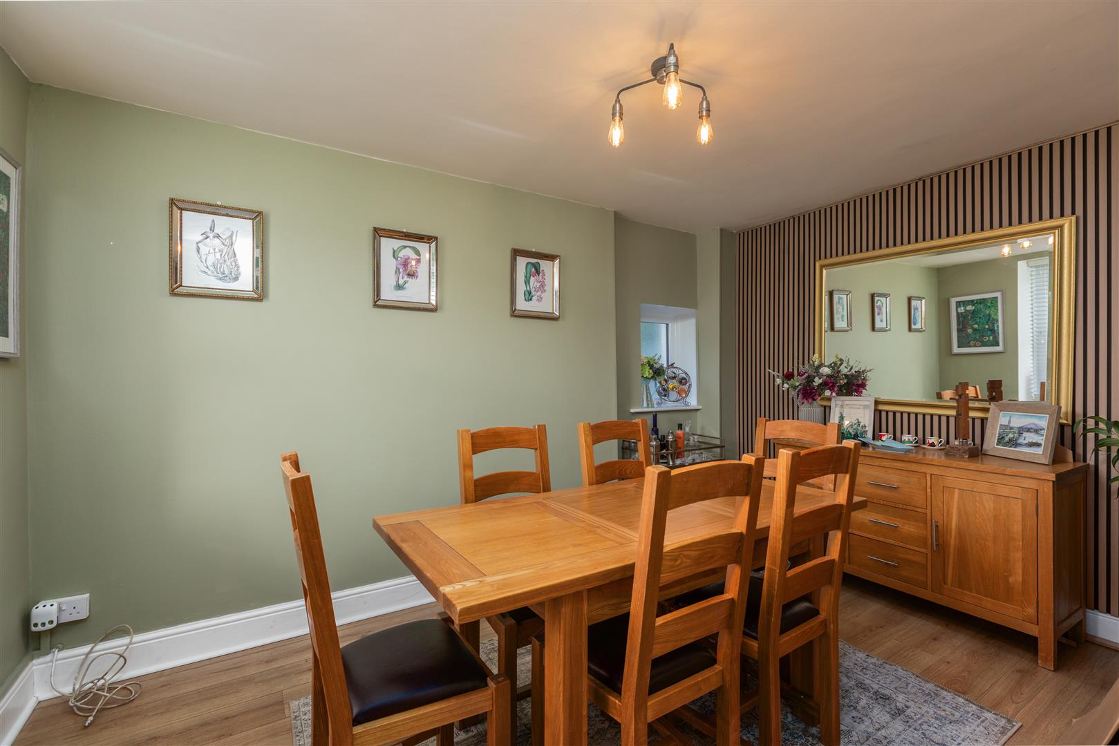 Commercial Road, Pontardawe, Swansea, SA8 4SL